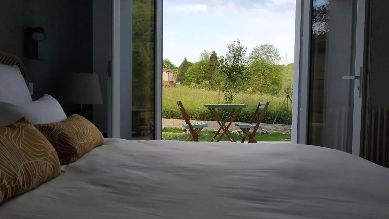 Nocleg ze śniadaniem Bed and Breakfast Le Jardin De Moulis, Saint Girons, Ariege, Pyrenees,